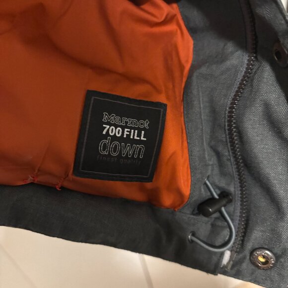 $495 Marmot 700 Down Fill Puffer Hooded Jacket/ Coat / Wiinter Parka - Medium - Picture 4 of 13